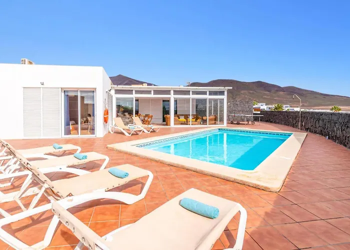 Villa Papagayo Faro By